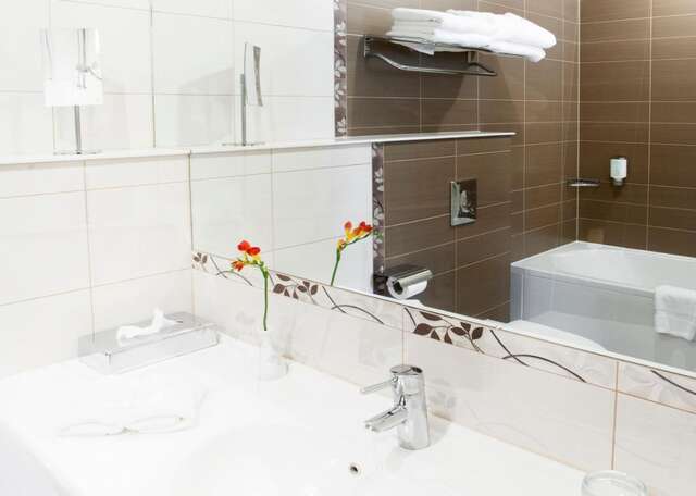 Отель Mabre Residence Вильнюс-24